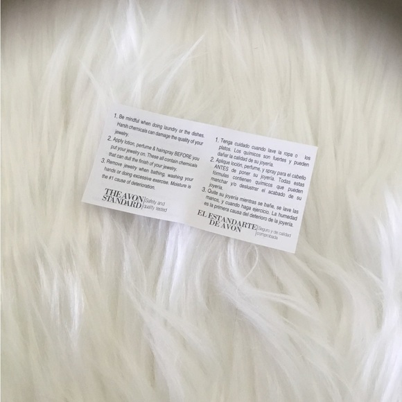 AVON Classic Birthstone Color heart necklace June - Picture 6 of 11